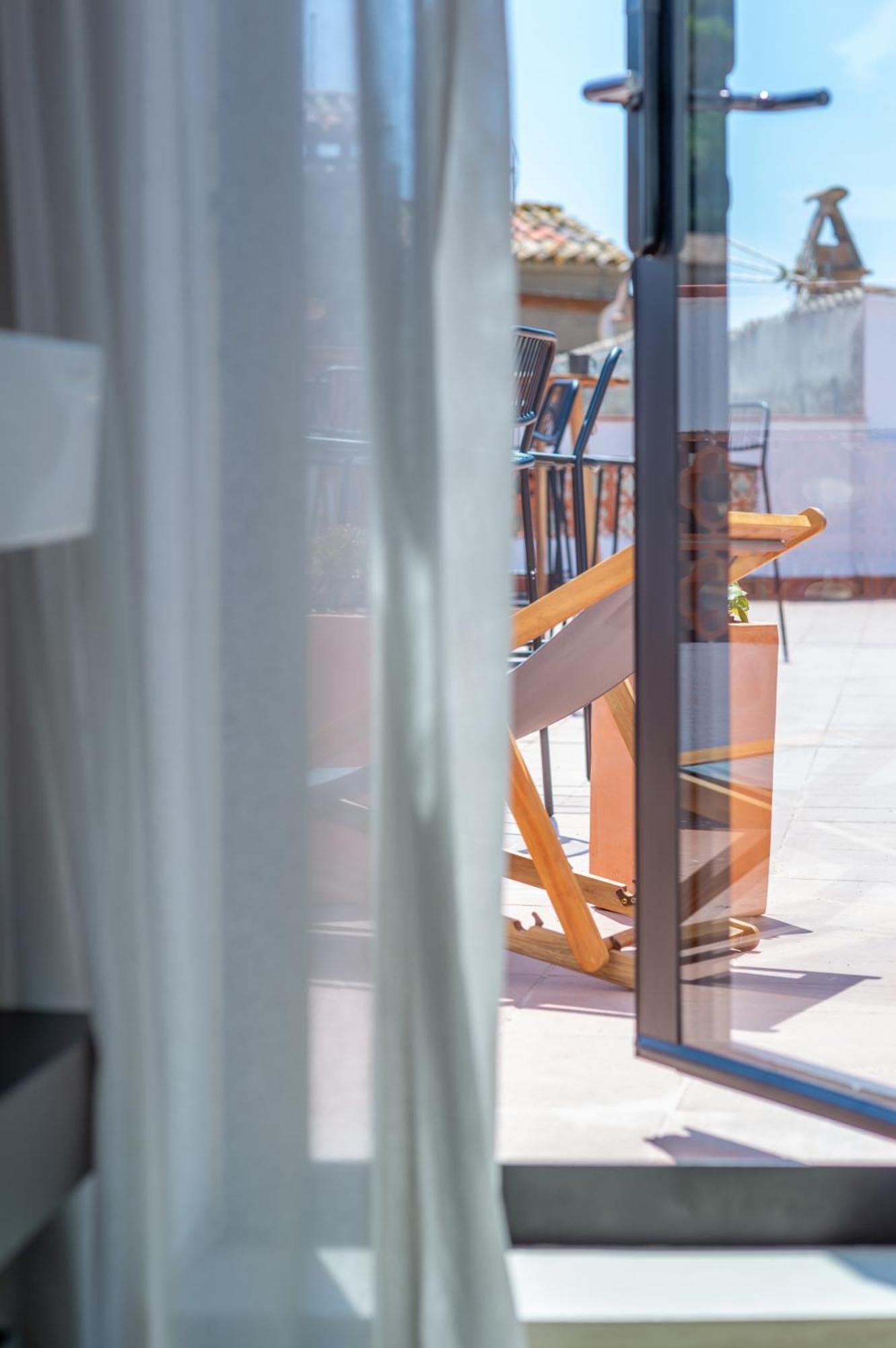 Hostal Boutique Es Menut 滨海托萨 外观 照片