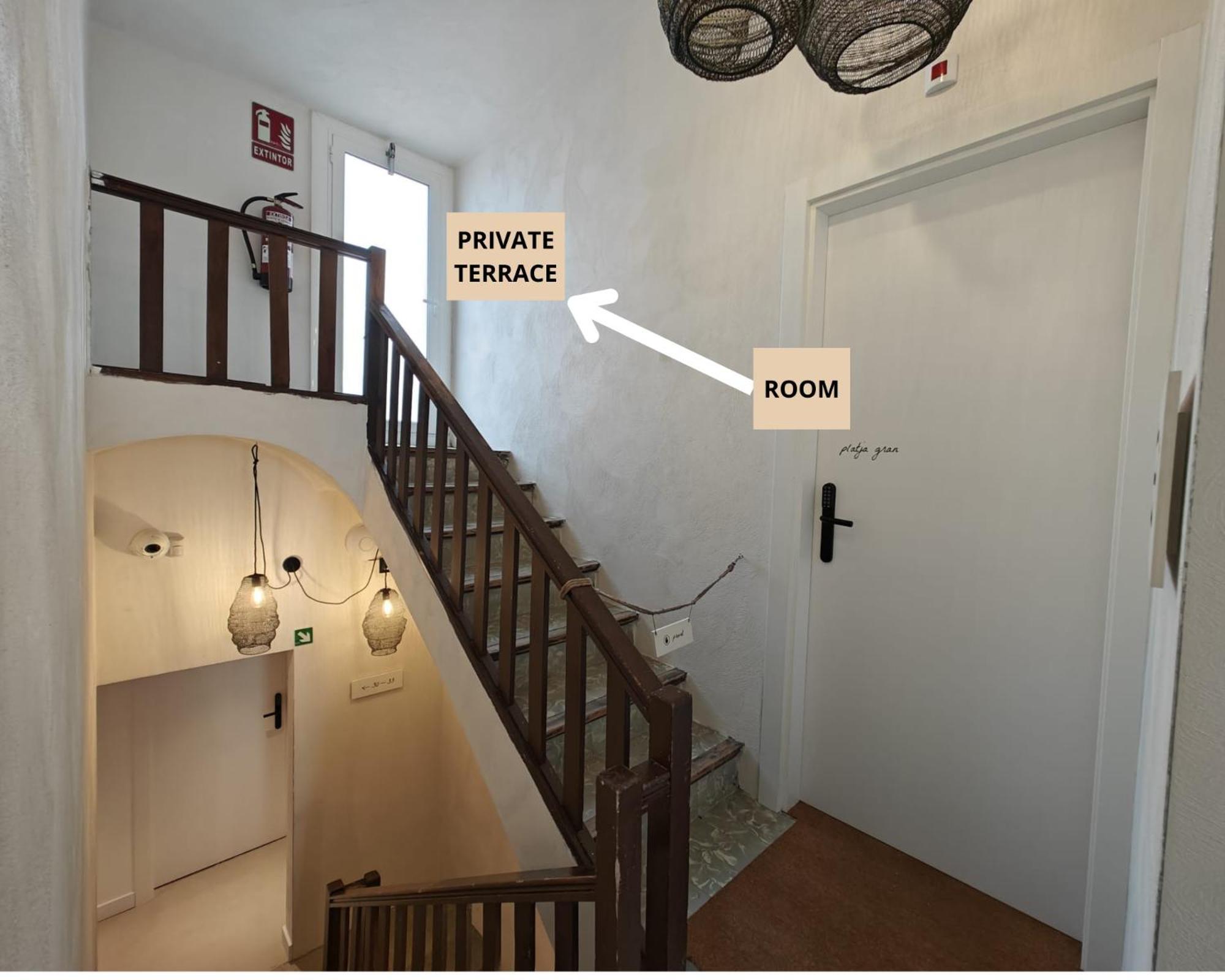 Hostal Boutique Es Menut 滨海托萨 外观 照片